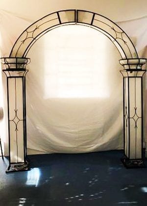 Arco De Ferro Iluminado